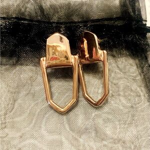 Rose gold finish earrings